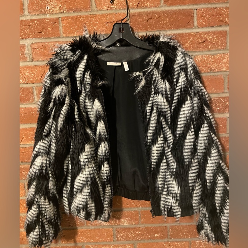 Leith Monochrome Faux Fur Teddy Jacket